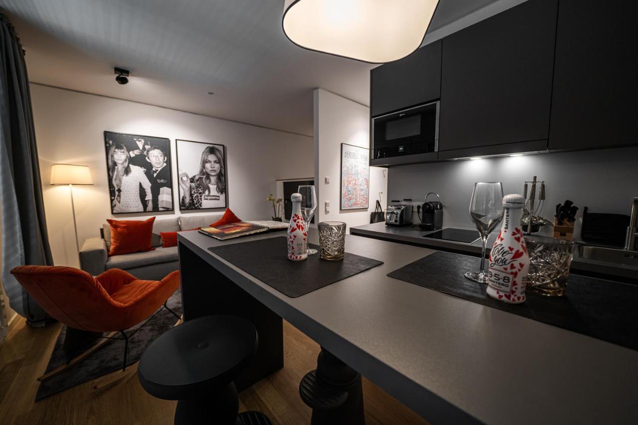 Luxury Apartments Duesseldorf Bagian luar foto